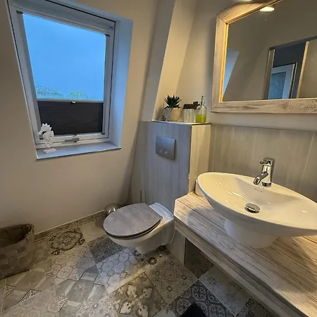 Naturidylle Im Schwalbennest - Ferienzimmer In Sternberger Burg *