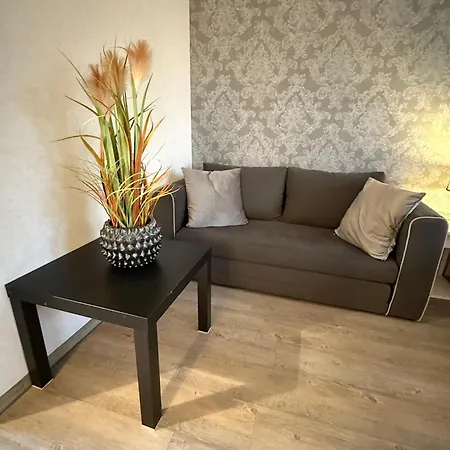 Naturidylle Im Schwalbennest - Ferienzimmer In Sternberger Burg * Sternberg