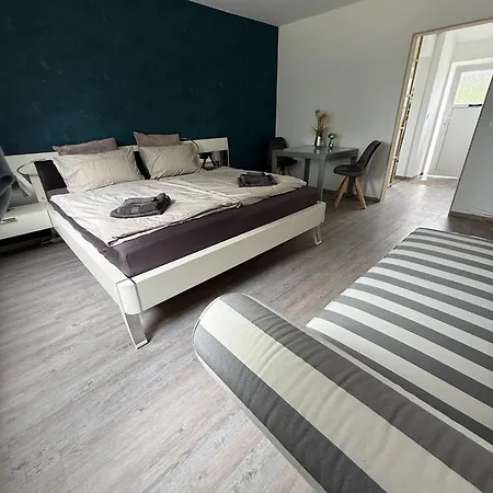 Naturidylle Im Schwalbennest - Ferienzimmer In Sternberger Burg