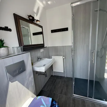 Naturidylle Im Schwalbennest - Ferienzimmer In Sternberger Burg Apartmán Sternberg